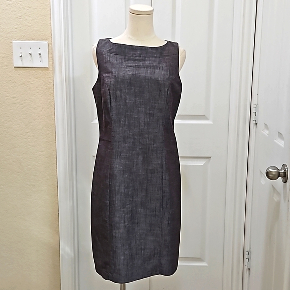 AGB Sleeveless Scoop Neck Sheath Style Dress Size 8